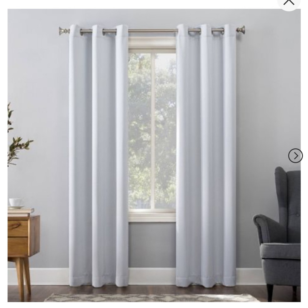 NWT - Sun Zero Blackout Energy Saving Grommet Curtain Panel